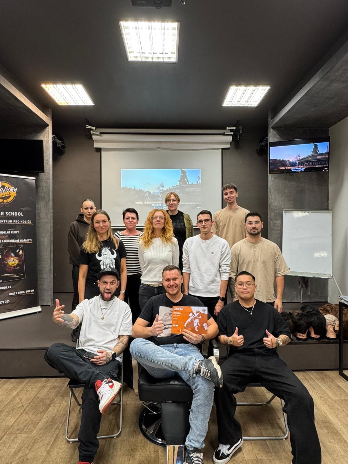 Momentka z výuky Barber School